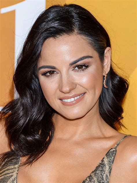 Maite Perroni Biography, Age, Height, Husband, Net。